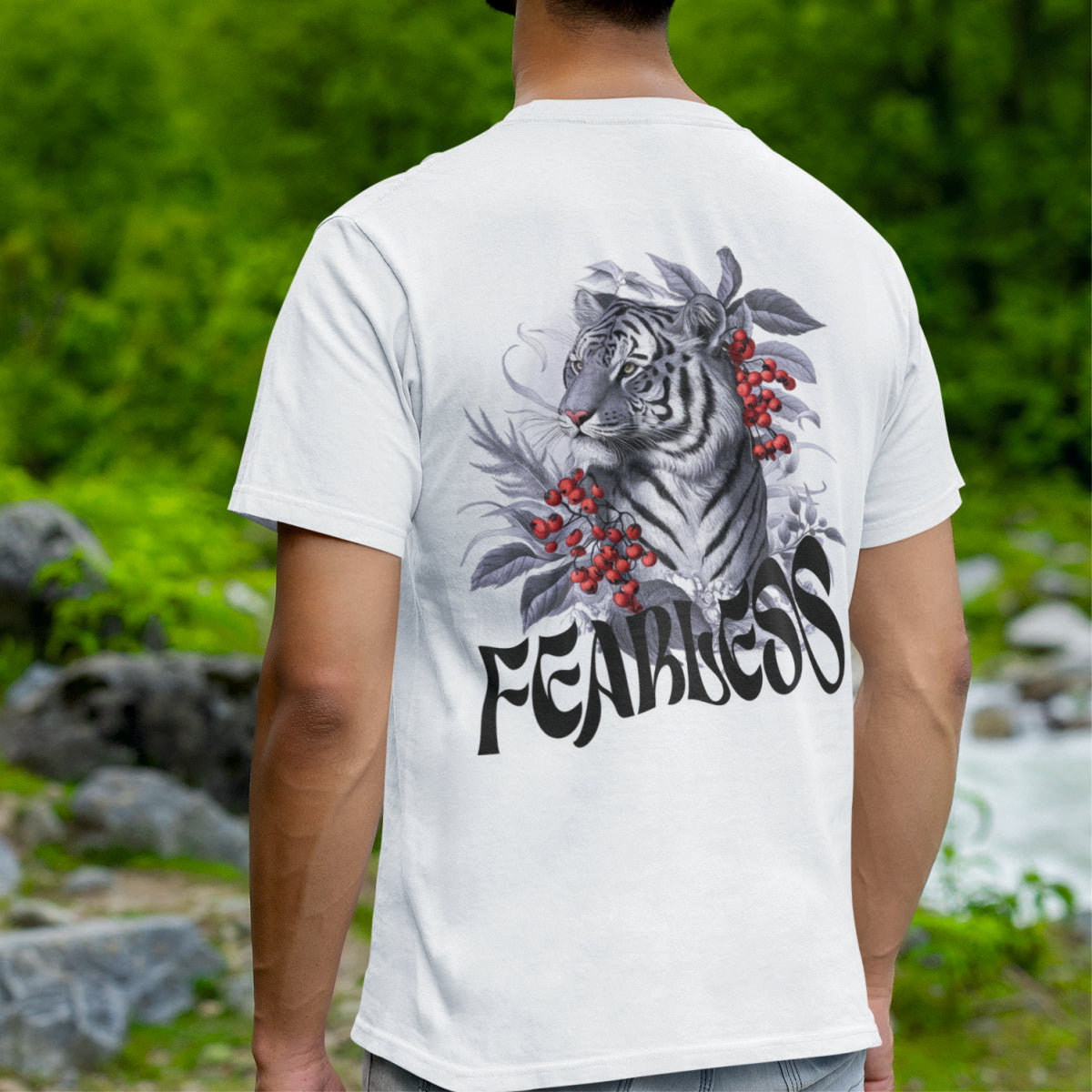 Weiße UNISEX T-Shirts mit Rückenaufdruck "Fearless"