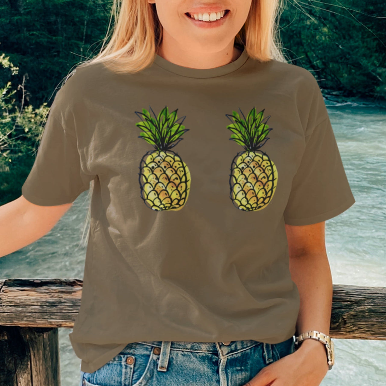 Khaki T-shirt Pineapples
