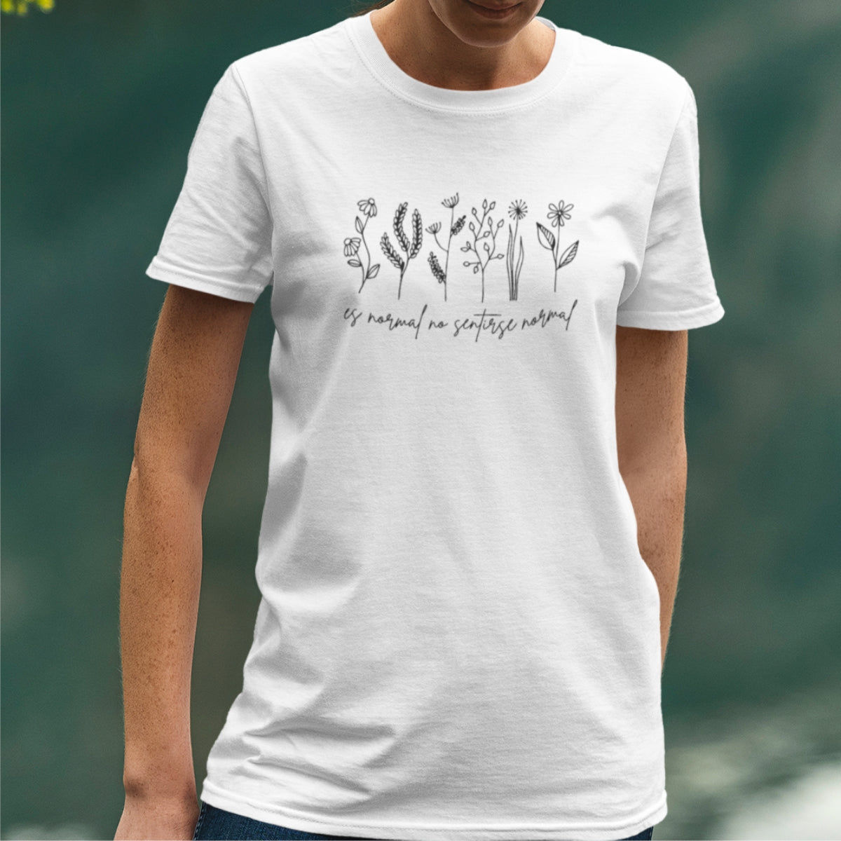 White Unisex T-shirt Es normal