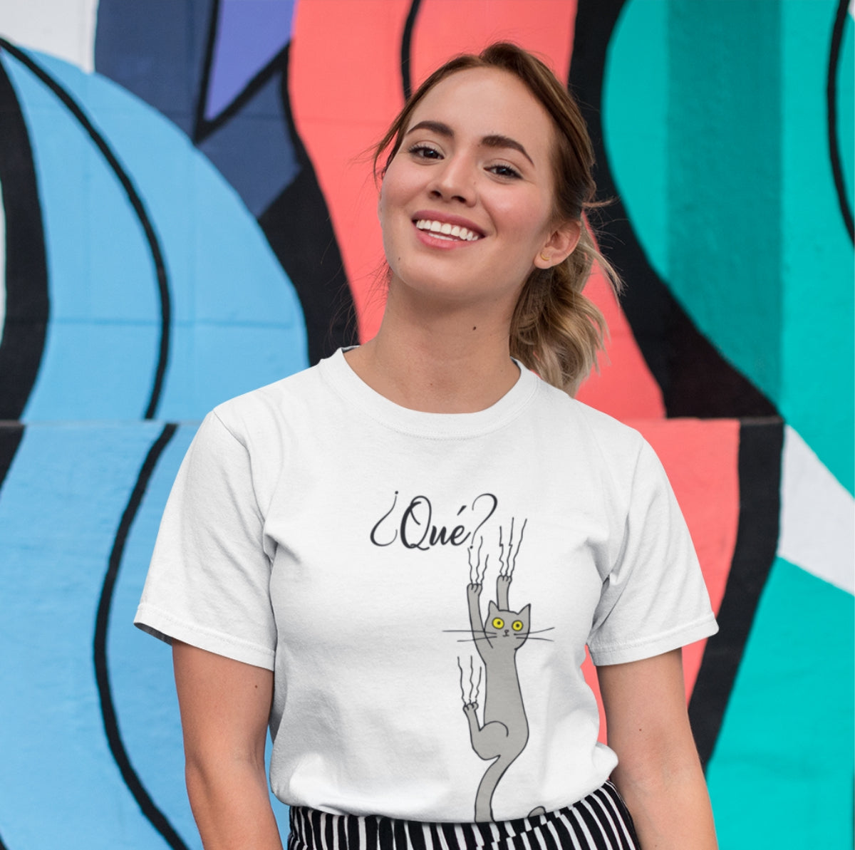 White Unisex T-shirt Que